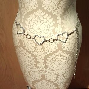 Y2K Quality sexy rhinestone 3 Heart  belly chain. 43" long.  No chips.